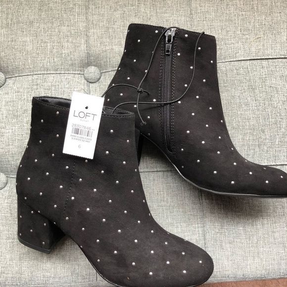 LOFT Shoes - NWT LOFT Black Studded Chunky Heel Booties